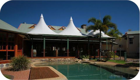Tinaroo Lake Resort - Internet Find 1