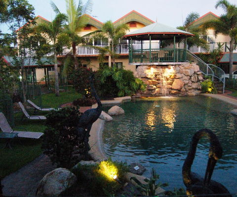 Tinaroo Lake Resort - Internet Find 0