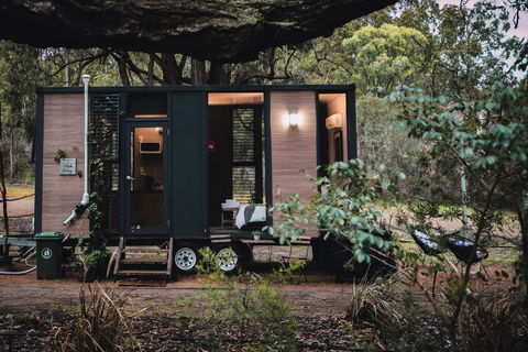 Tiny House 888 - Internet Find 0