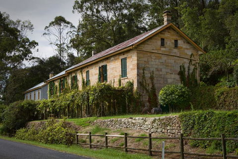 Tizzana Winery Bed And Breakfast - Internet Find 1