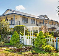 Tokelau 3 - Tuncurry Townhouse - Internet Find