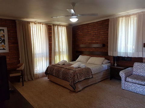 Toora Lodge Motel - Internet Find 2