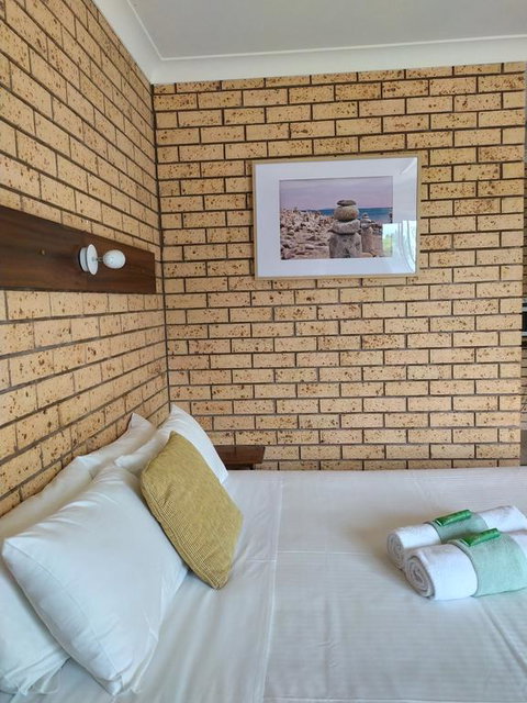 Toukley Motel - Internet Find 0