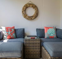 Townhouse like home in Tropical Family 4  Resort - Internet Find
