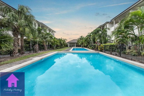 Townsville Luxury Spacious Apt 3 BR-2BTH Pools - Internet Find 0