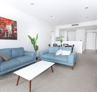 Trendy Self Contained Inner City Apartment - Internet Find