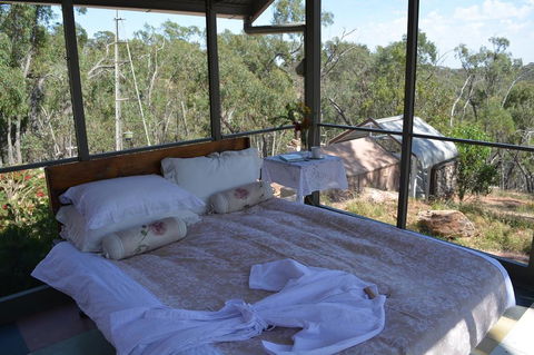 Trestrail Cottage B & B - Internet Find 3