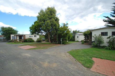 Triabunna Cabin & Caravan Park - Internet Find 2