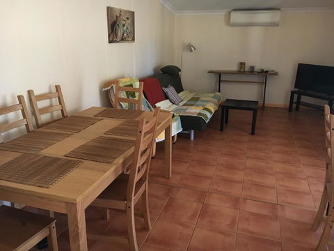 Tropical Farm Stay - Internet Find 3