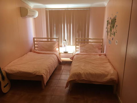 Tropical Farm Stay - Internet Find 2