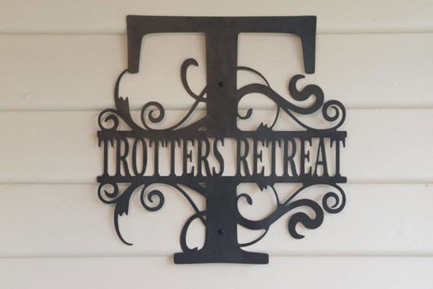 Trotters Retreat - Internet Find 0