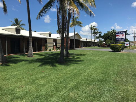 True Blue Motor Inn - Internet Find 3
