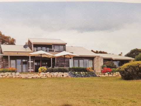 Tu Emuz Stone Beachfront Villa, Emu Bay, Kangaroo Is - Internet Find 2