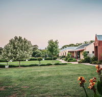 Tuileries Rutherglen - Internet Find