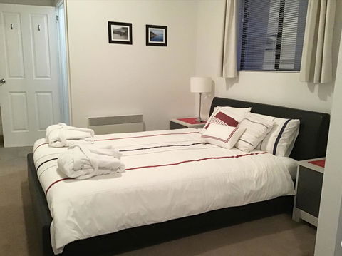 Tullamore - Close To Hobart Airport And Beaches - Internet Find 2