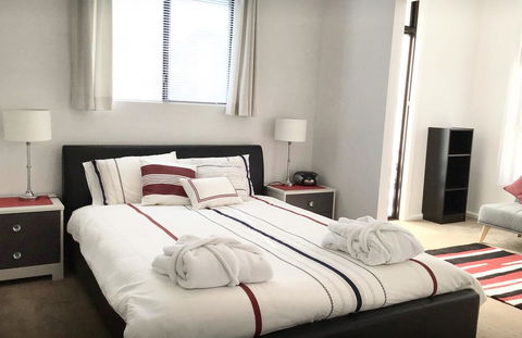 Tullamore - Close To Hobart Airport And Beaches - Internet Find 0