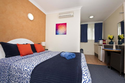 Tuncurry Beach Motel - Internet Find 3