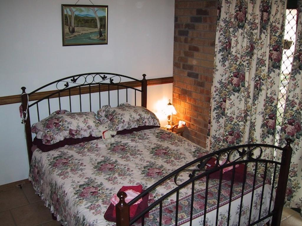 Mount Hallen QLD Internet Find