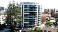Twin Pines 401 - CBD Location