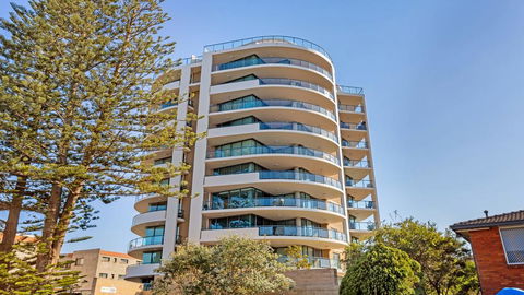 Twin Pines 602 - CBD Location - Internet Find 0