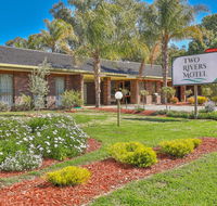 Two Rivers Motel - Internet Find