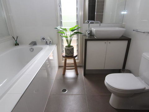 Two Sands Town House - Internet Find 1