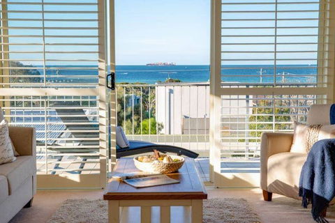 Tyrone Beach Retreat, VIEWS - Internet Find 2