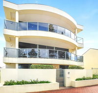 Ultimate Esplanade - 3 Storey Experience - WiFi - Internet Find