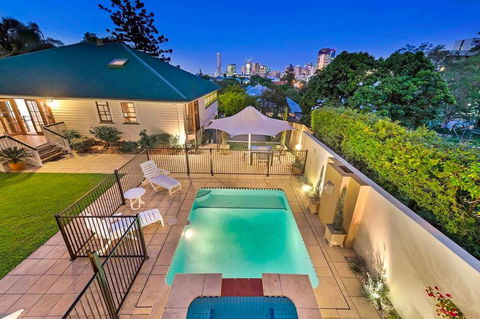 Ultimate Family Home - 3 Bedroom Lux Retreat With Private Pool, Spa And Incredible Views - Internet Find 0