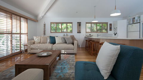 Utopia Beach House - Internet Find 2