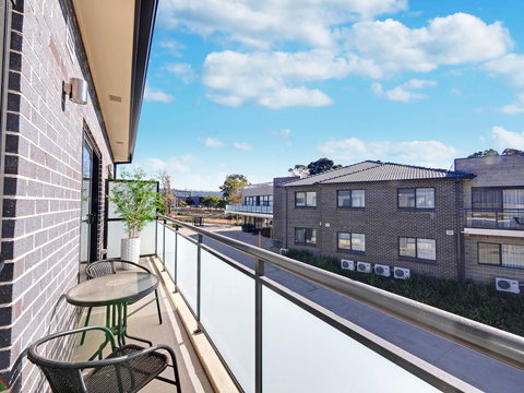 Value Suites Penrith - Internet Find 3