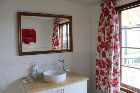 Victoria Cottage - Internet Find 2
