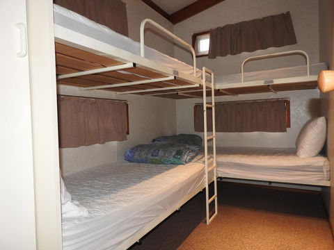Victoria Lake Holiday Park - Internet Find 2