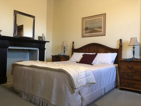 Victoria House - Internet Find 2