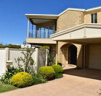 VIEWS FOREVER - INVERLOCH - Internet Find