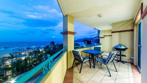 Views From Golden Orchid - Airlie Beach - Internet Find 3