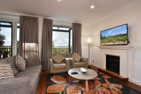 Villa 2br Grange Resort Condo Located Within Cypress Lakes Resort (nothing Is More Central) - Internet Find 3
