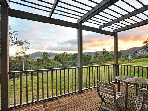 Villa Executive 2br Moscato Resort Condo Located Within Cypress Lakes Resort (nothing Is More Central) - Internet Find 0