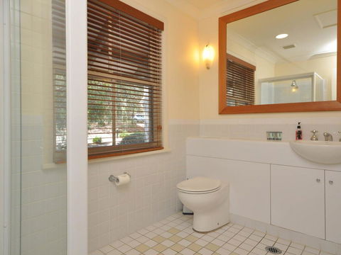 Villa Executive 2br Petit Verdot Resort Condo Located Within Cypress Lakes Resort (nothing Is More Central) - Internet Find 2