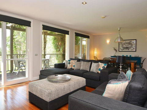 Villa Executive 2br Pokolbin Resort Condo Located Within Cypress Lakes Resort (nothing Is More Central) - Internet Find 0