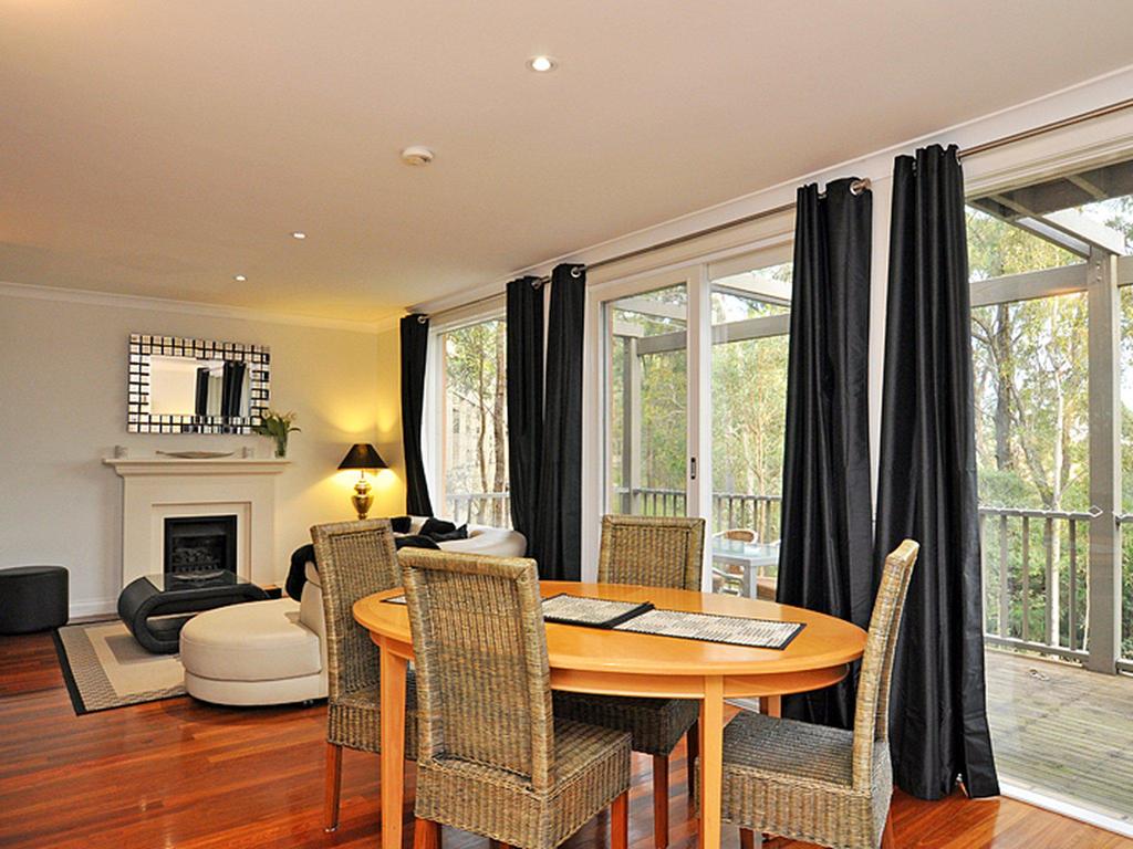 Mount Dee NSW Internet Find