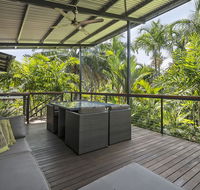 Villa Frangipani - Internet Find