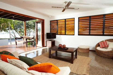 Villa Kembali - Internet Find 2