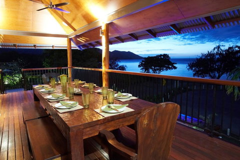 Villa Kembali - Internet Find 0