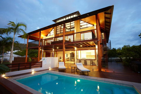 Villa Kembali - Internet Find 1