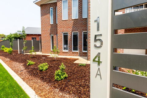 Wagga Apartments #1 - Internet Find 1