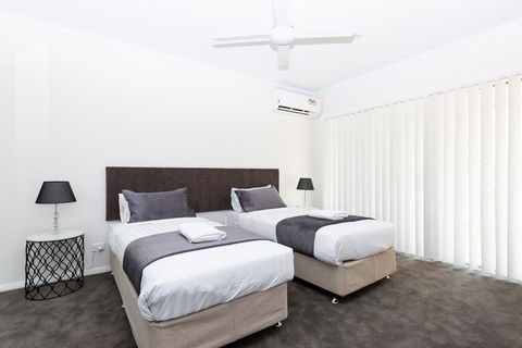 Wagga Apartments #4 - Internet Find 2