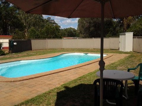 Wagon Wheel Motel & Units - Internet Find 0