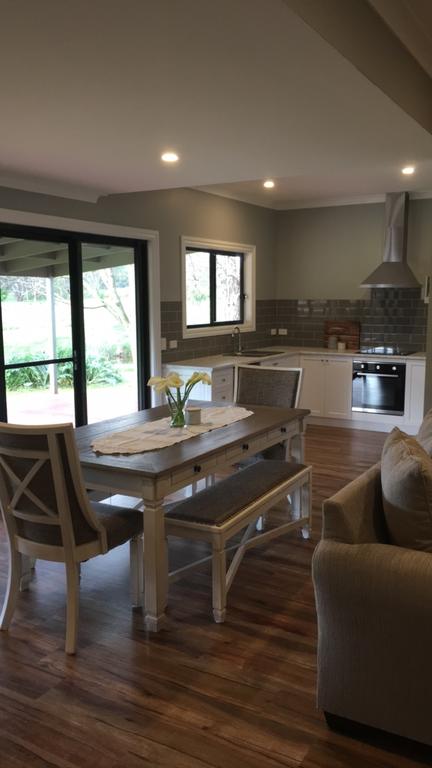 Walnut Tree Cottages - Internet Find 1