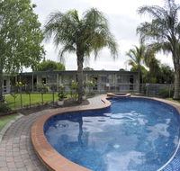 Warrina Motor Inn - Internet Find